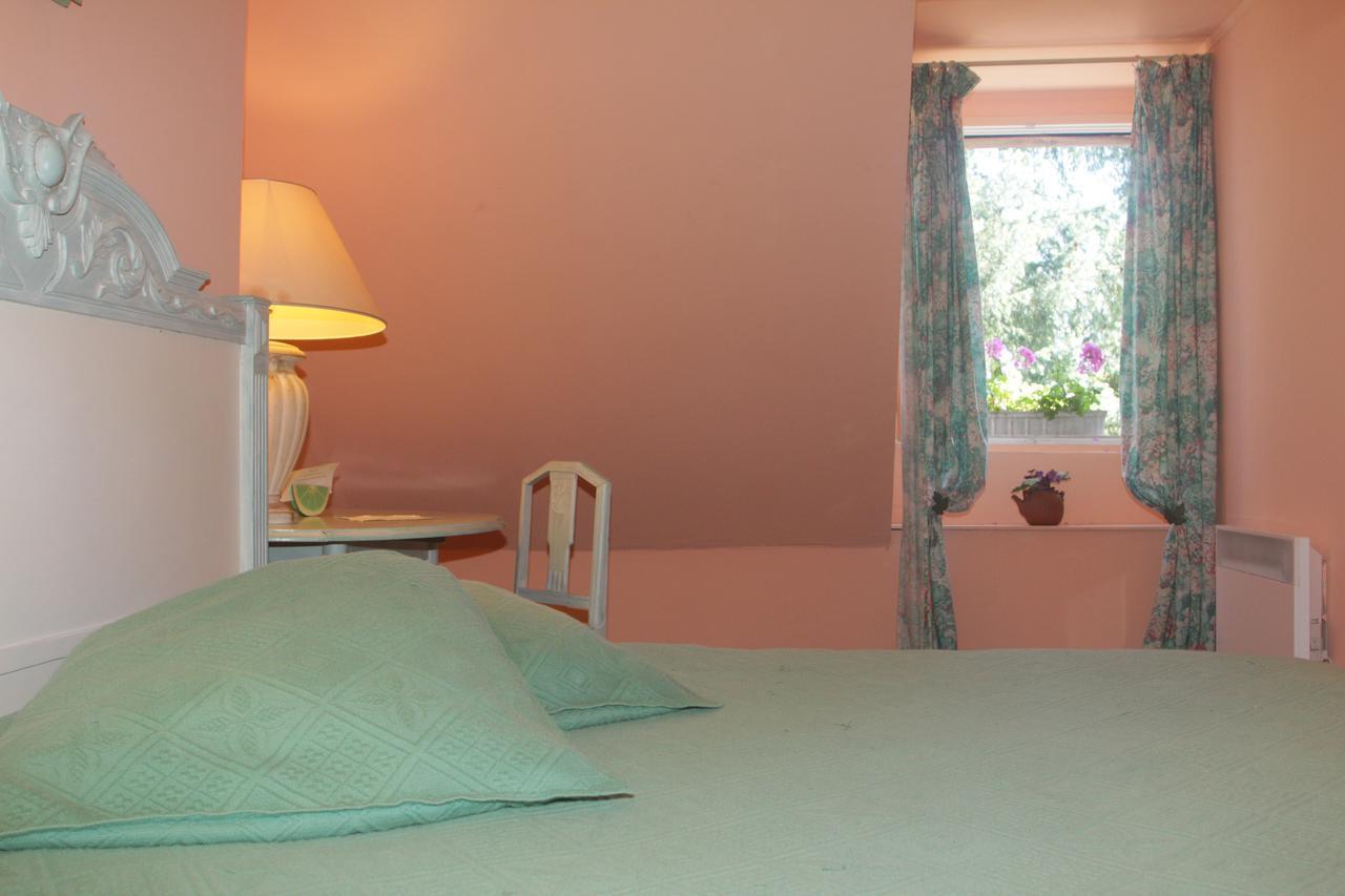 Chambres d'Hôtes la Baudrière Livaie Esterno foto